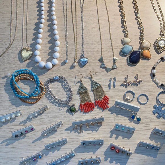 Jewelry Bundle - Picture 1 of 3
